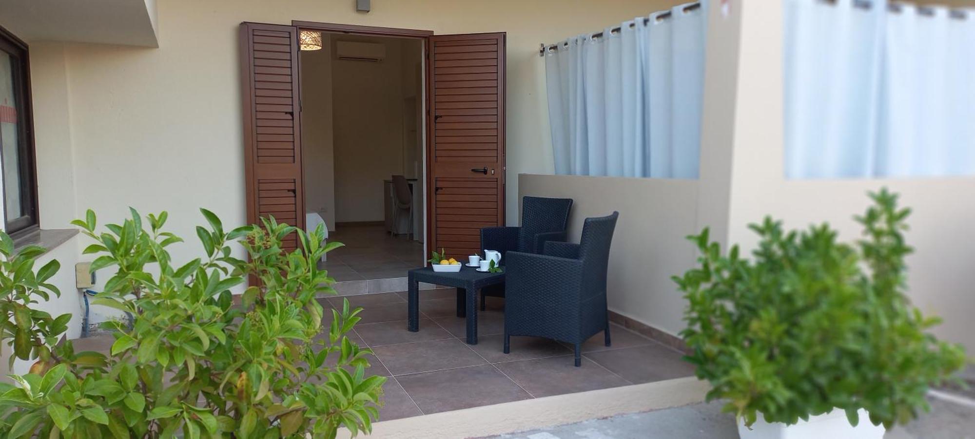 Mivida "Le Stanze Di Ada" Bed & Breakfast San Teodoro  Room photo