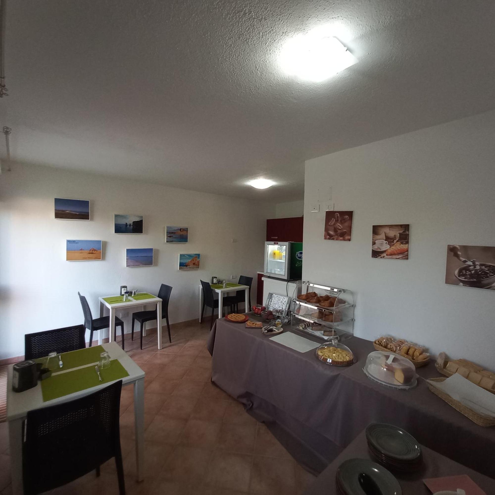 Mivida "Le Stanze Di Ada" Bed & Breakfast San Teodoro  Exterior photo