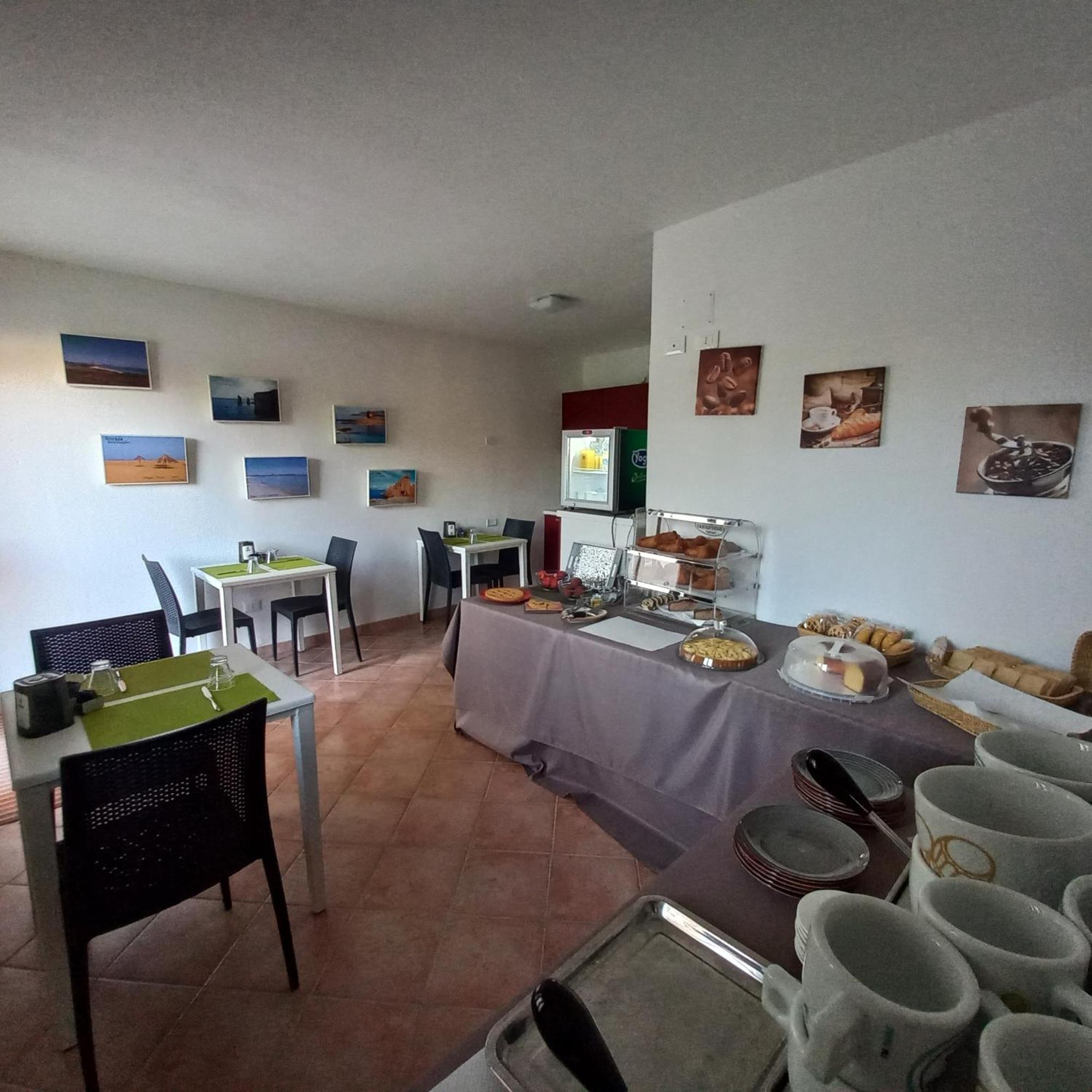 Mivida "Le Stanze Di Ada" Bed & Breakfast San Teodoro  Exterior photo